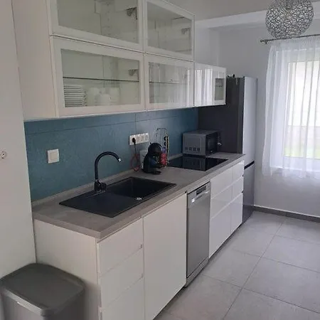 R&r Vendeghaz Semesterbostad *