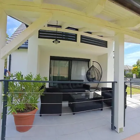 R&r Vendeghaz Semesterbostad Vonyarcvashegy